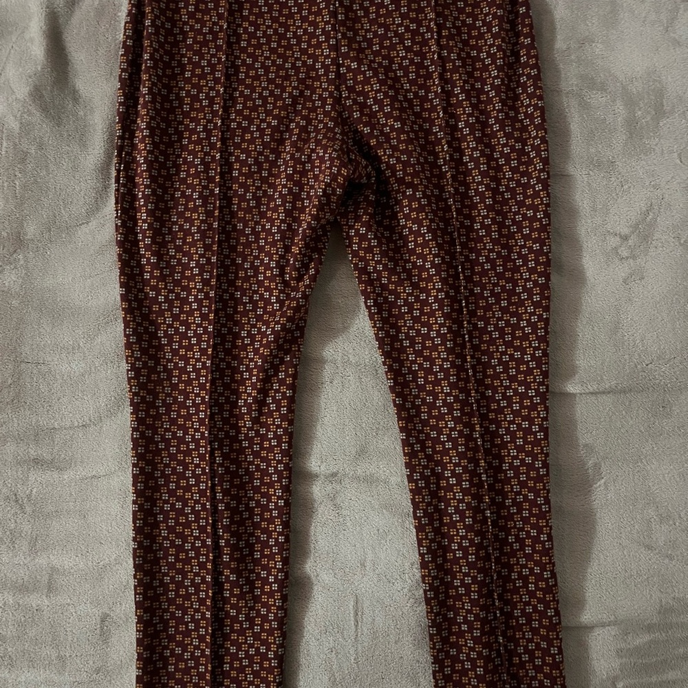 Red Brown Patterned Pants - Picture 4 of 4
